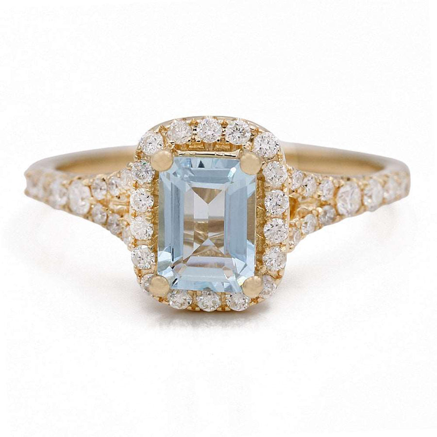 Yellow Gold Aqua marine and Diamonds Ring